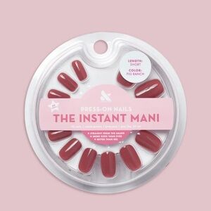 The Instant Mani Press-On Nails - Fig Ranch, Olive and June